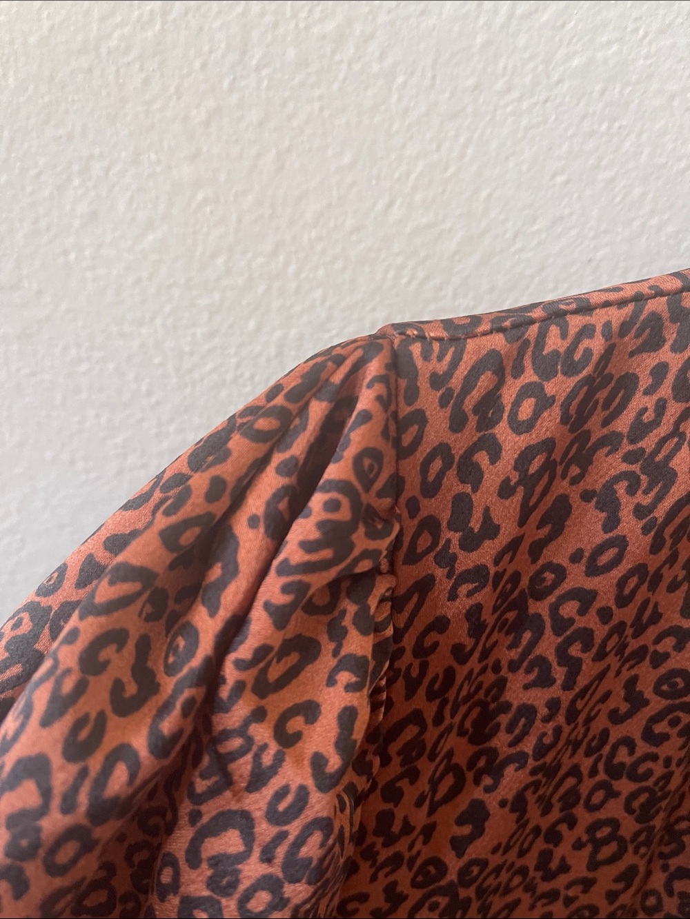 bobeau Rust Leopard High-Low Wrap Dress - Picture 3 of 9
